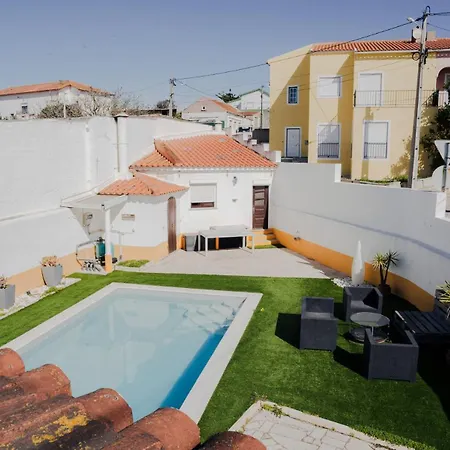 Schilla House T3 Private Pool, Near Peniche, West Coast Villa
