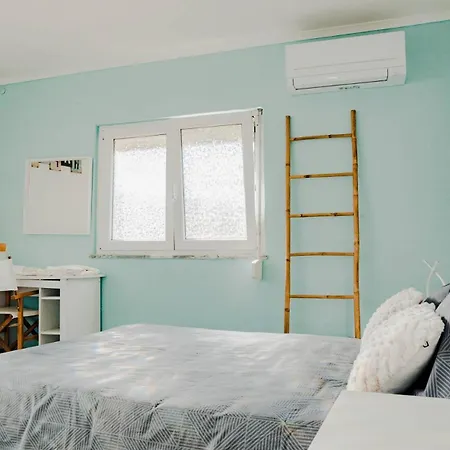 Schilla House T3 Private Pool, Near Peniche, West Coast Villa *