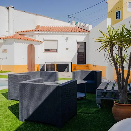 Schilla House T3 Private Pool, Near Peniche, West Coast *