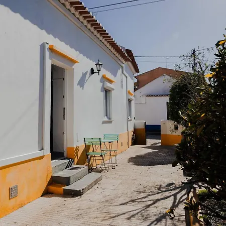 Schilla House T3 Private Pool, Near Peniche, West Coast Villa