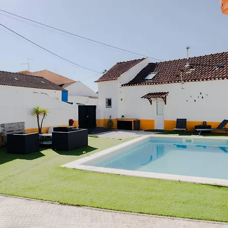 Schilla House T3 Private Pool, Near Peniche, West Coast *